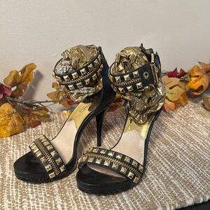 ✨MK STUDDED HEEL✨